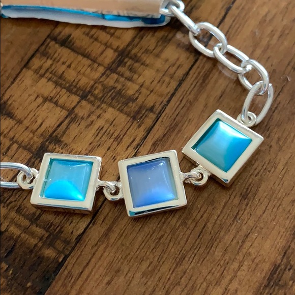 3/$10 NWT silver blue bracelet - Picture 2 of 3